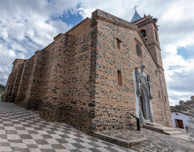Huelva - Almonaster la Real 12 - iglesia de San Martín.jpg